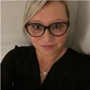 Insegnante di italiano disponibile per adulti e bambini. Lavoriamo insieme per raggiungere i tuoi goal!